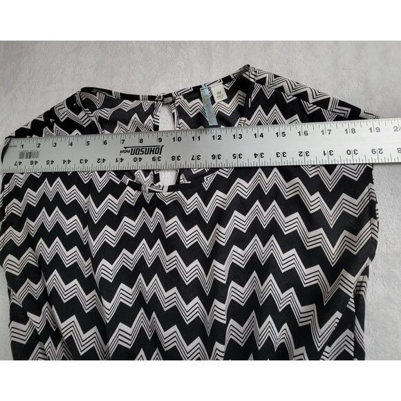 Moonlight Women Chevron Pattern Black White Casual Dress Medium Drawstring Waist - Picture 5 of 9